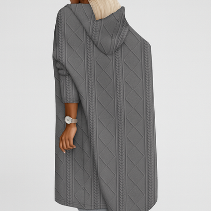 Asha | Lange cardigan met capuchon en kabelgebreid patroon
